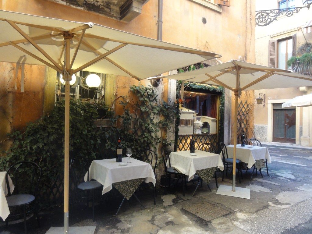 Sidewalk cafe, great for vino and people watching.