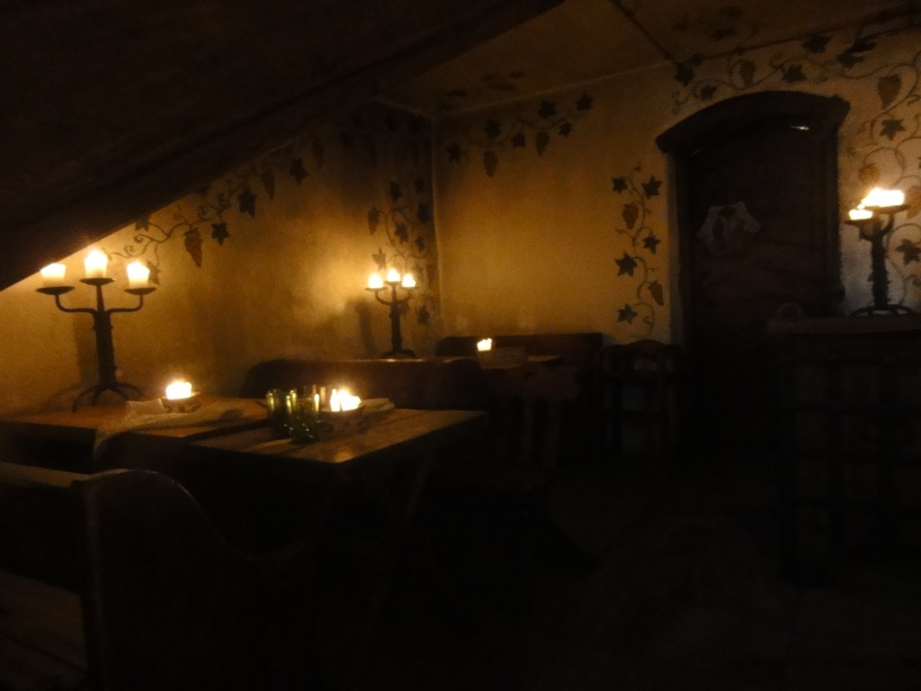 Olde Hansa, medieval right down to its candlesticks