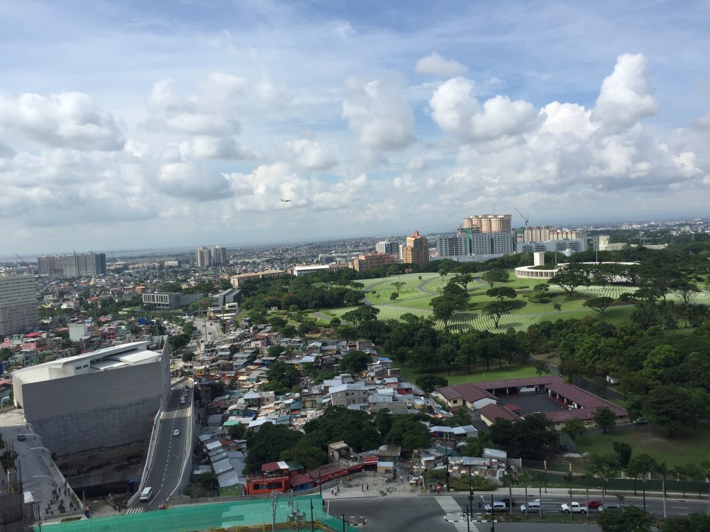 Good day, to you! American Cemetery to the right, city to the left.